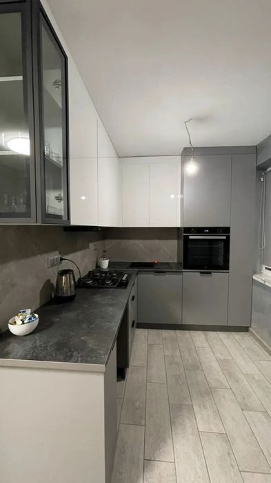 Кухні під замовлення