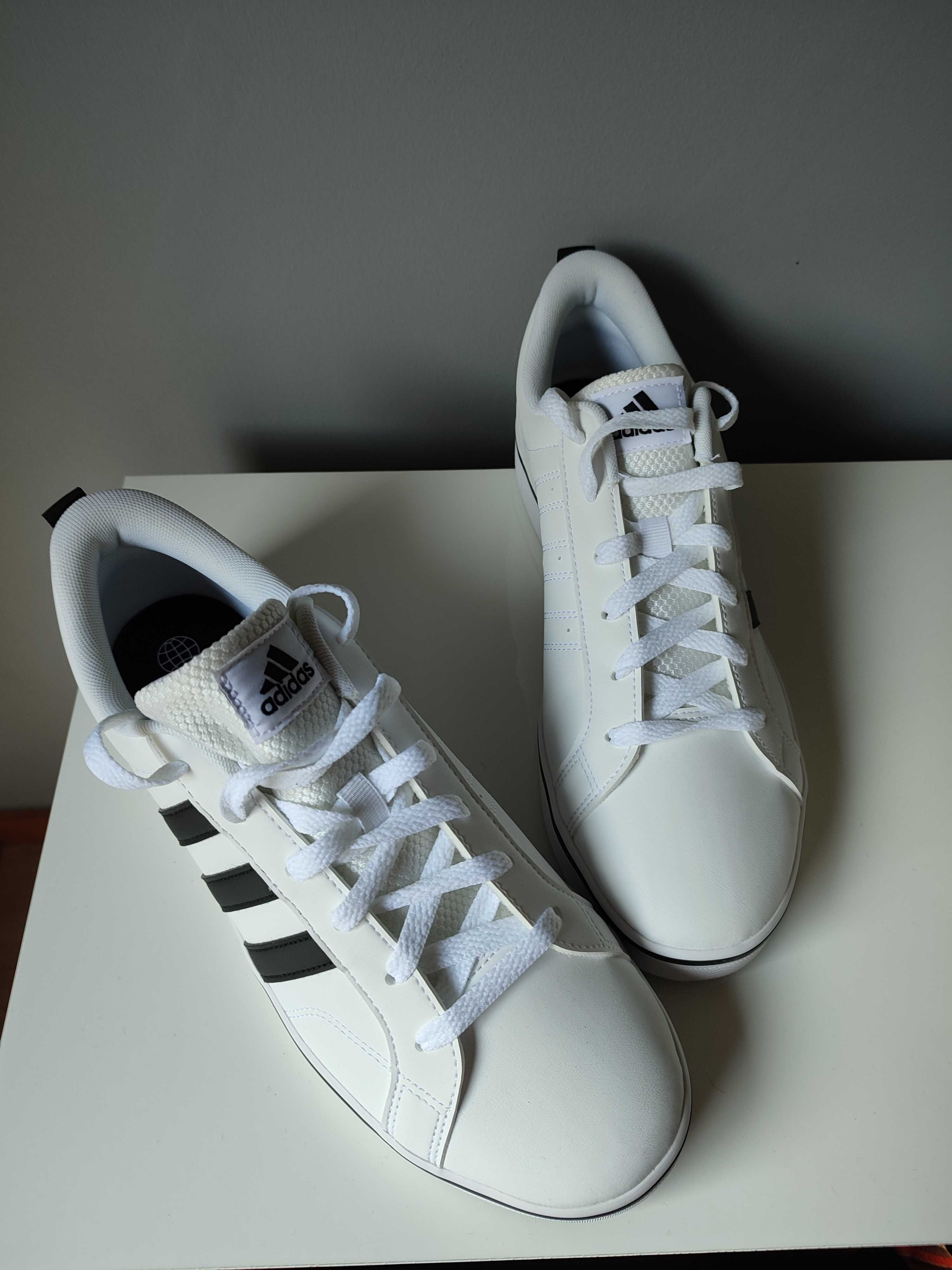 Sapatilhas Adidas VS PACE NOVAS sem uso