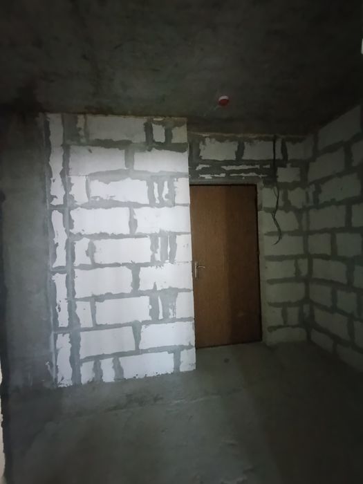 Продам квартиру с классной планировкой, ЖК Дуэт,строительное состояние