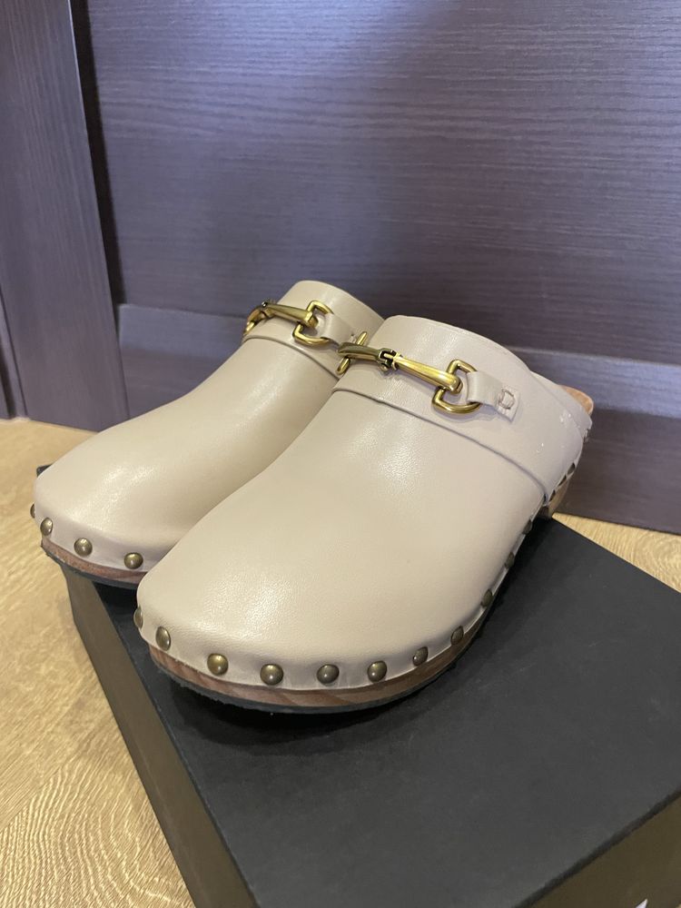 Клогі Massimo Dutti
