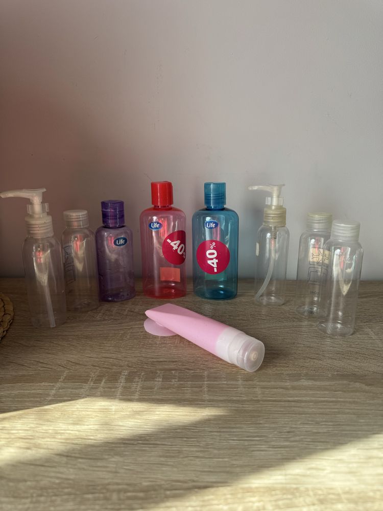 9 pojemniczków na kosmetyki / pojemniki podróżne 100 ml i inne