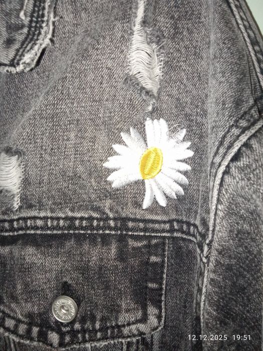 Джинсовая куртка L