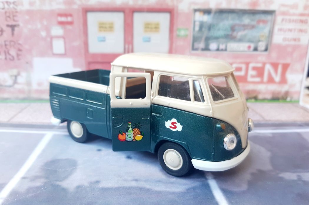 Volkswagen T1 double cabin Sumol  1/32