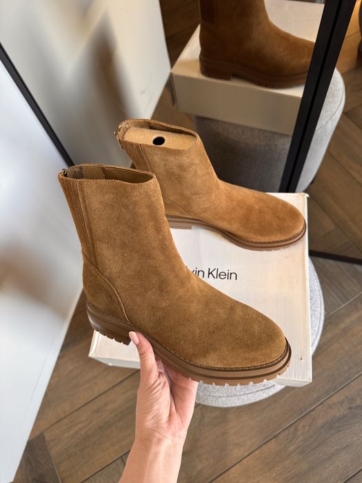 жіночі шкіряні замшеві черевики оригінал Calvin Klein 25 см.устілка