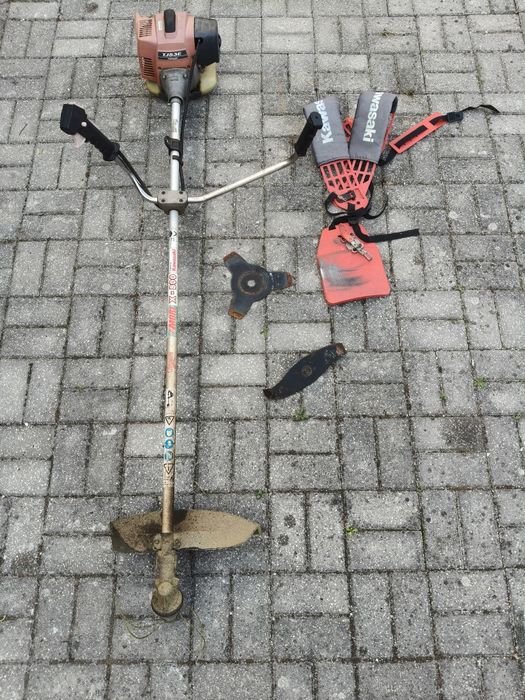 Moto roçadora Kawasaki TJ53E