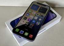 Apple Iphone.    12