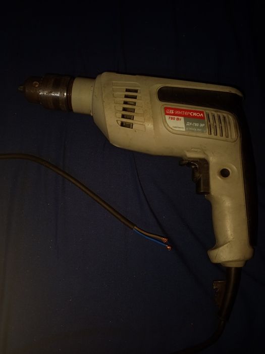 Шуруповёрт Интерскол ДУ-780 ЭР