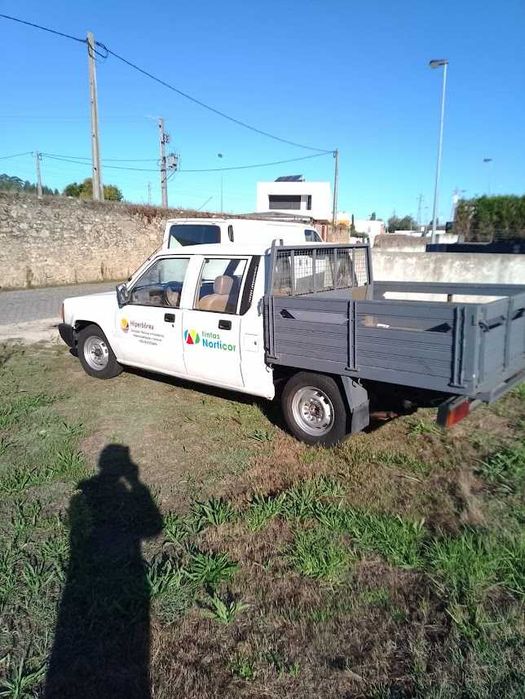 Carrinha Cx Aberta para 5 pessoas