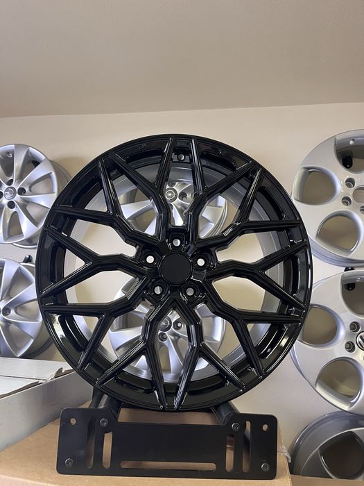 Jantes 19” 5x112 Novas Estilo Vossen HF-2 VW Golf Audi Seat Skoda