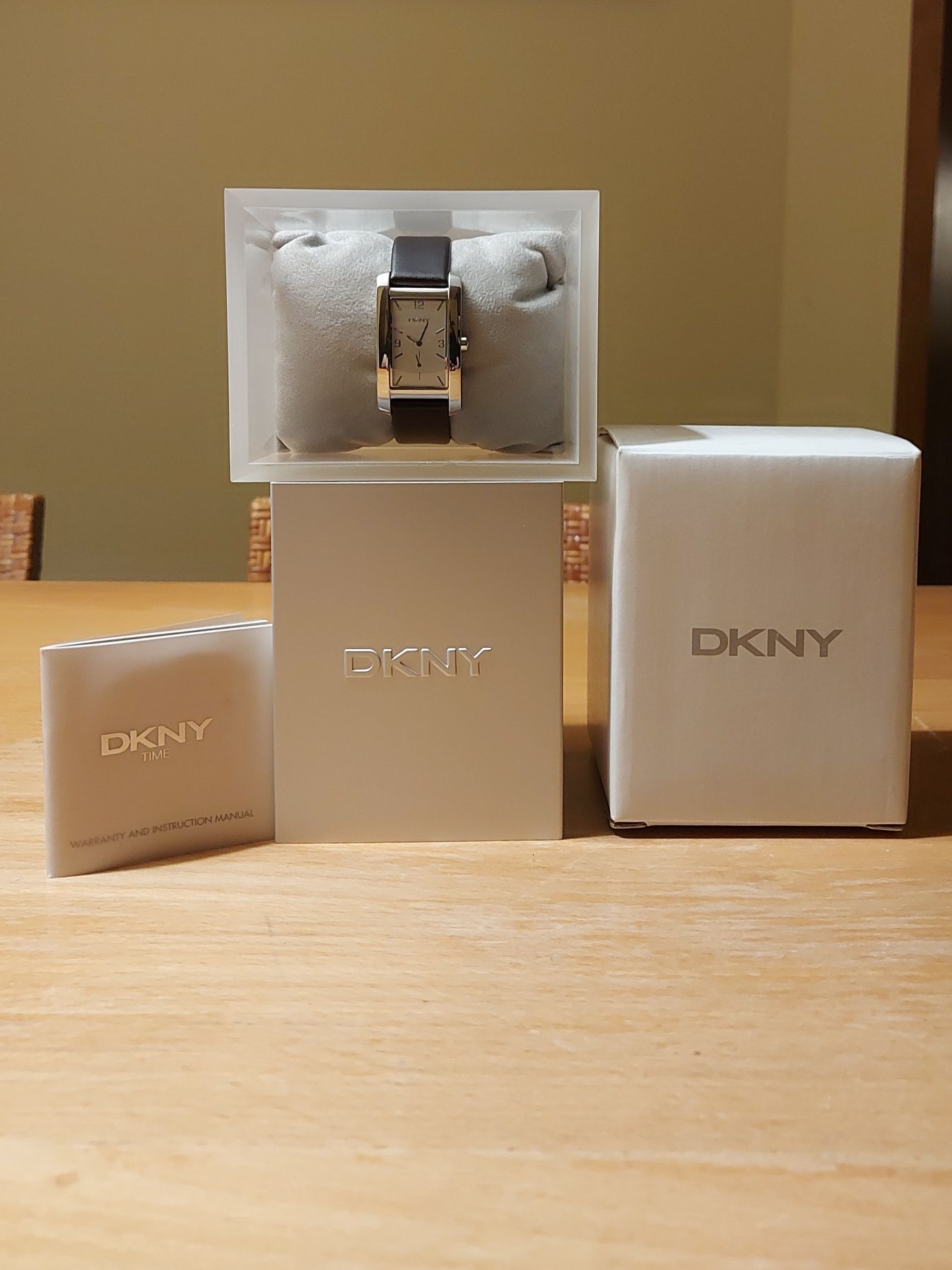 Relógio DKNY masculino em estado impecável