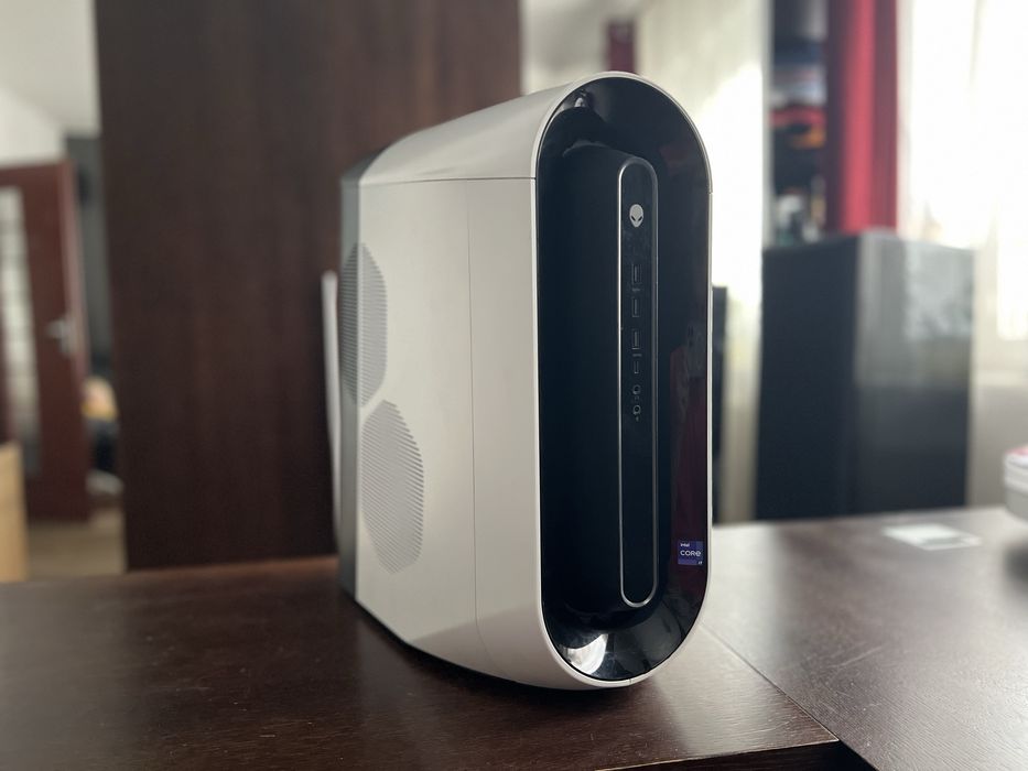PC Dell Alienware Aurora R12 - komputer stacjonarny z GeForce RTX 3080