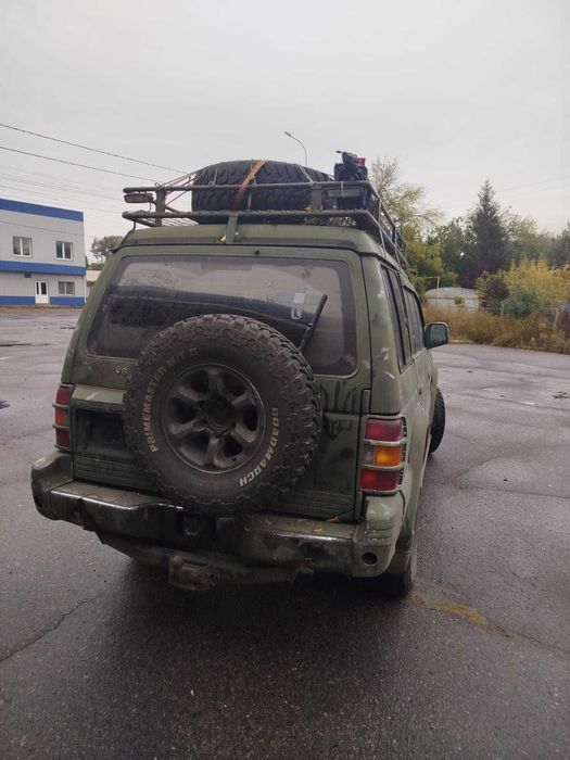 Mitsubishi Pajero II