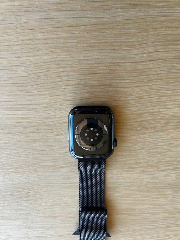 Apple watch series 8 GPS + cellular 45 mm Graphite