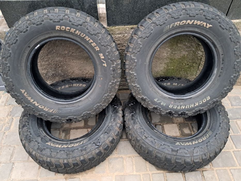 Грязьові шини 235/75 r15. Комплектом.