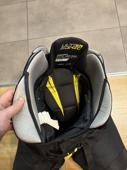 Spodnie hokejowe bauer ultrasonic sr. L