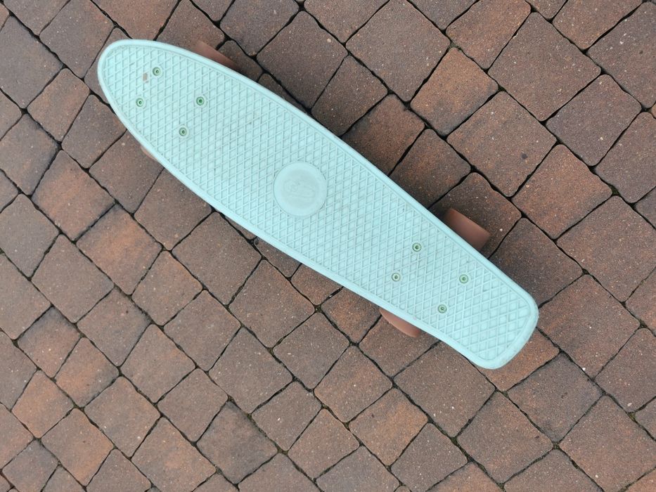 Deska Fish Skateboard miętowo różowa