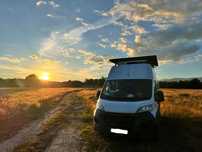 Fiat Ducato Kamper Premium Off-gri – 15kWh Bateria | Starlink | Oven | AC | Wysoki
