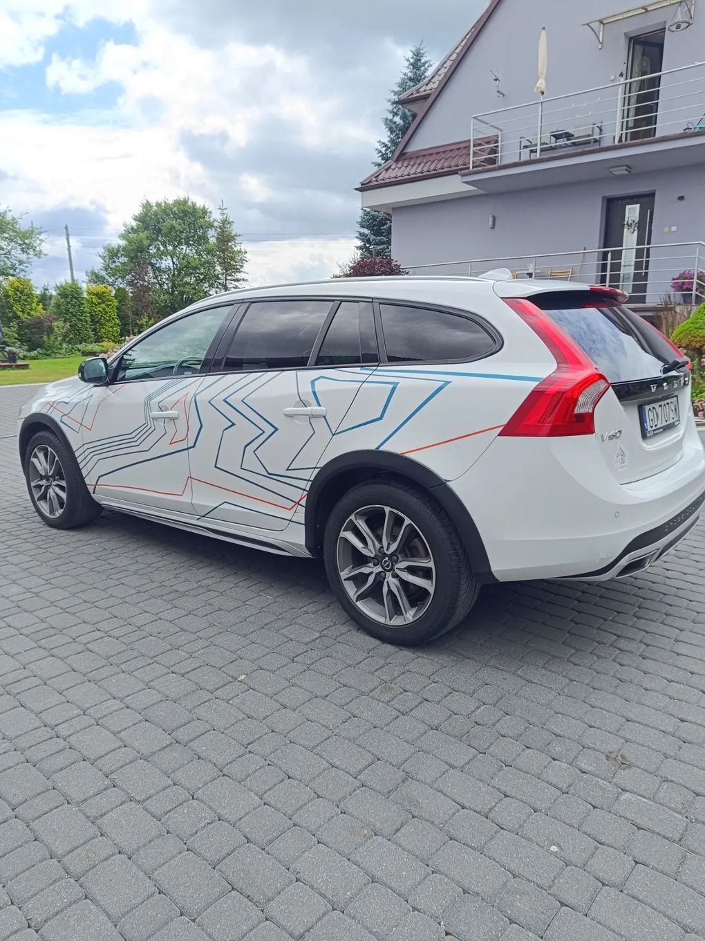 Volvo V60 Volvo V60 Cross Country D4 AWD