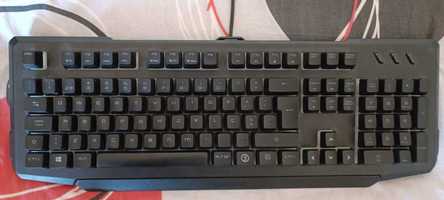 Teclado semi-mecânico