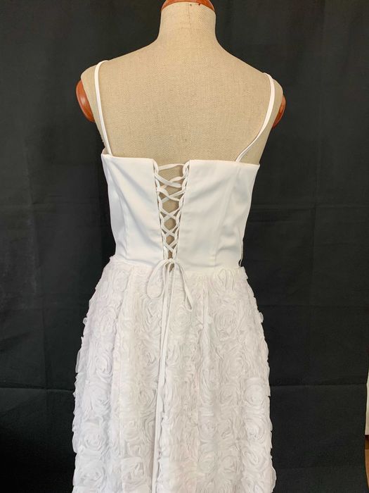 Nowa zjawiskowa krótka sukienka ślubna 40 L Gorset zapasowa panieński