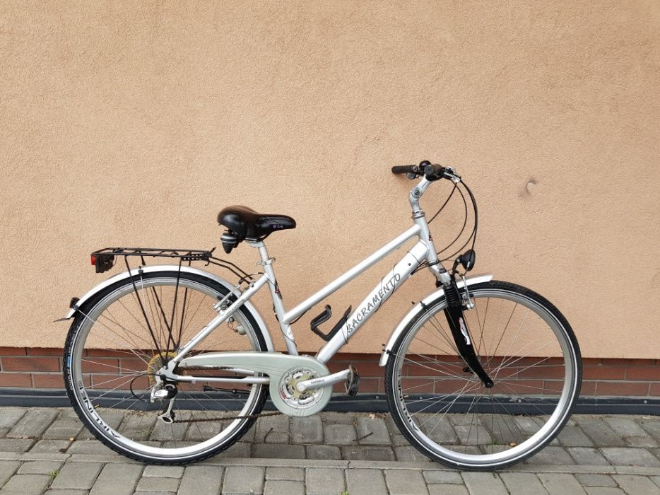 Damka trekkingowa SACRAMENTO koła 28 cali SHIMANO ALIVIO alu WYSYŁKA