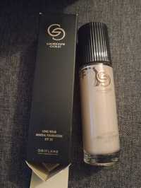 Trwały podkład mineralny Giordani Gold SPF 20