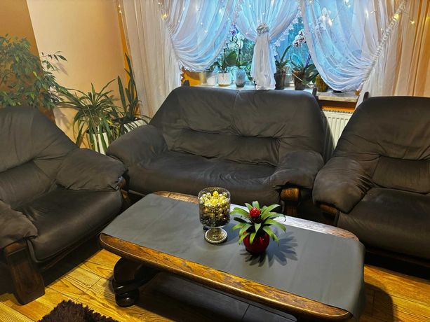 Wypoczynek z ławą - kanapa, sofa, fotele - drewniane meble do salonu