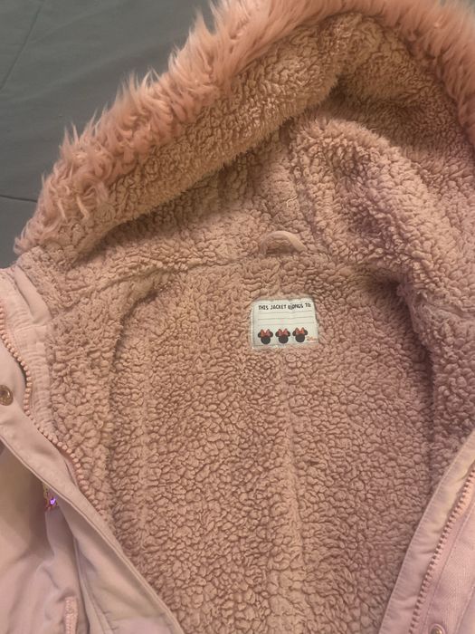 Парка George дівчинці на ріст 122-128 см.