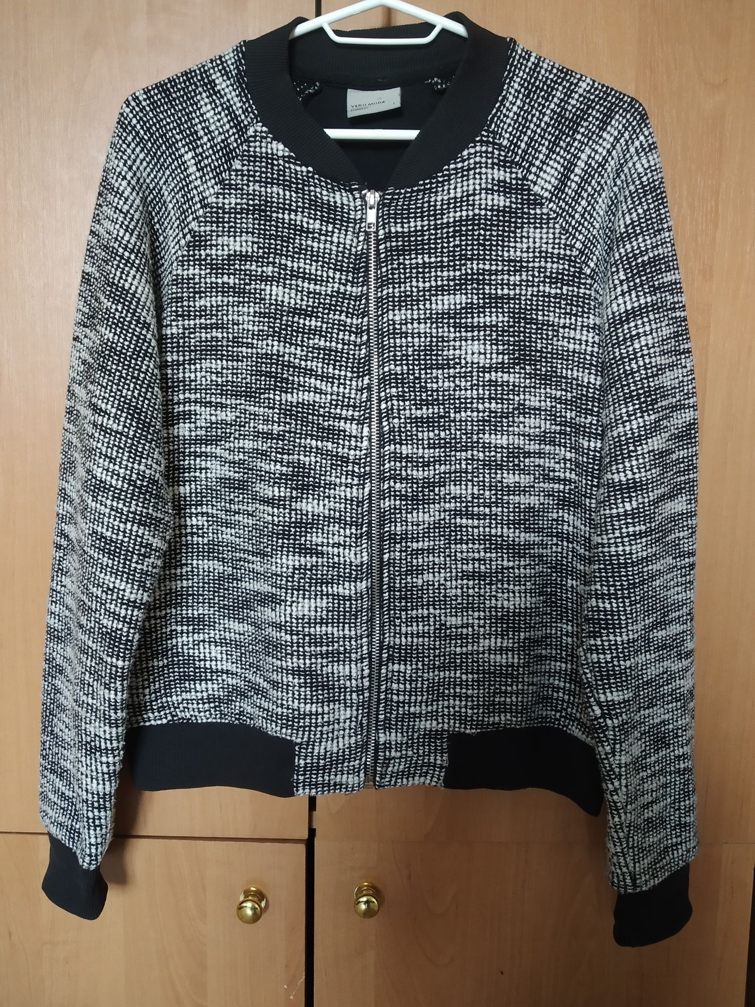 Женская кофта,бомбер VERO MODA