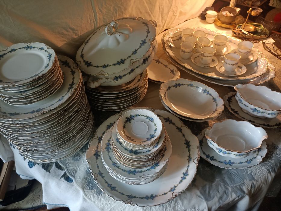 Stara porcelana , Racine Bavaria - zestaw obiadowy na kilkanaście osób