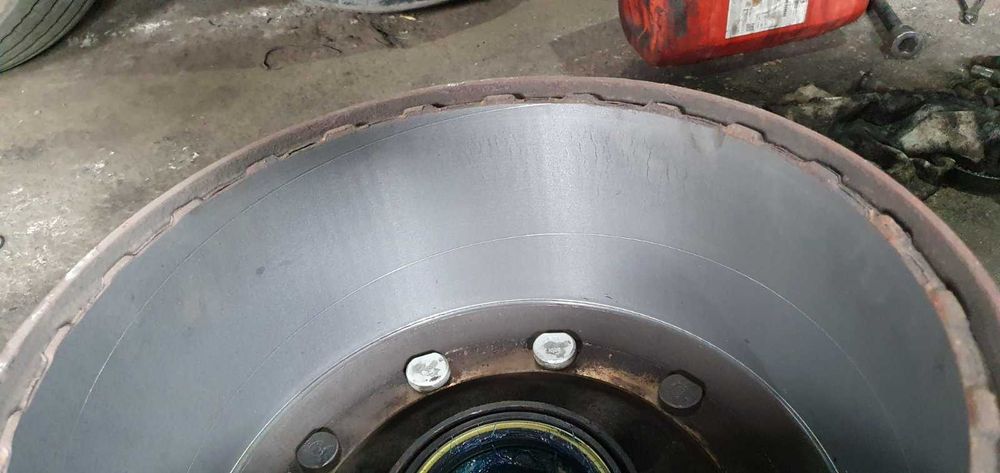 СТО TIR, Ремонт тягачів та напівпричепів. Ремонт ходової напівпричепів