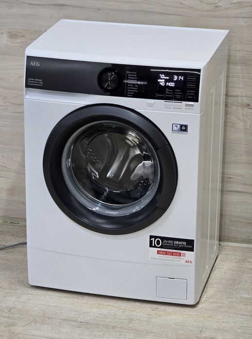 Вузька пральна машина AEG 2025 року 50см