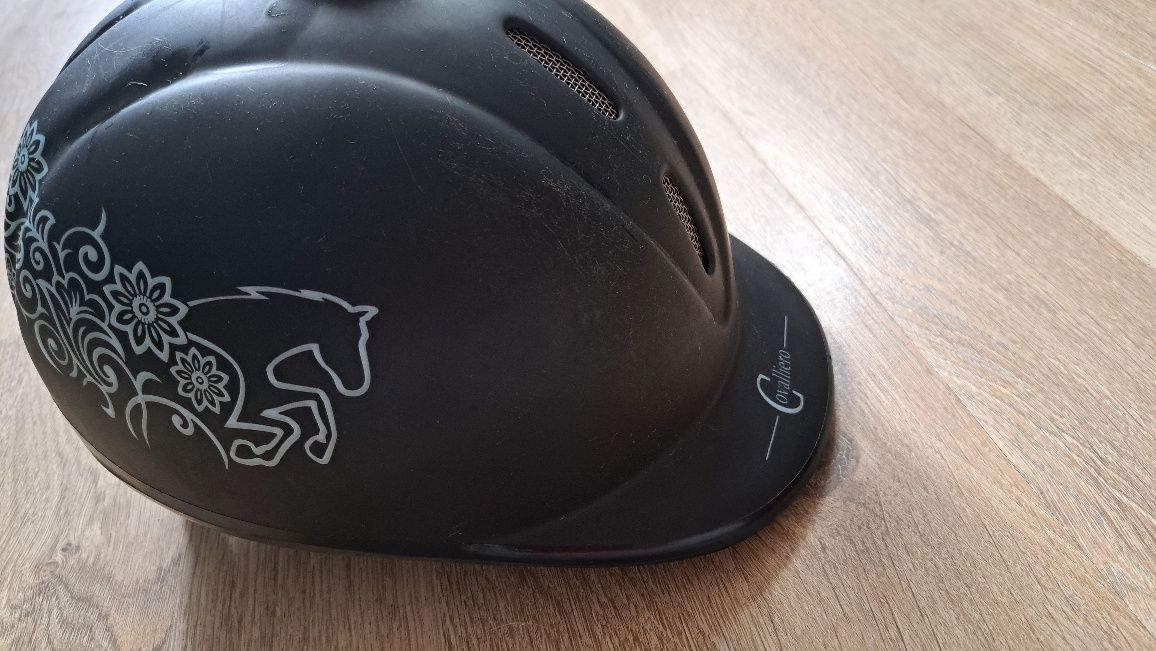 Kask jeździecki Covalliero