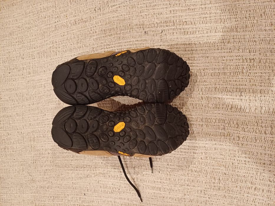 Vendo tenis marca Merrell