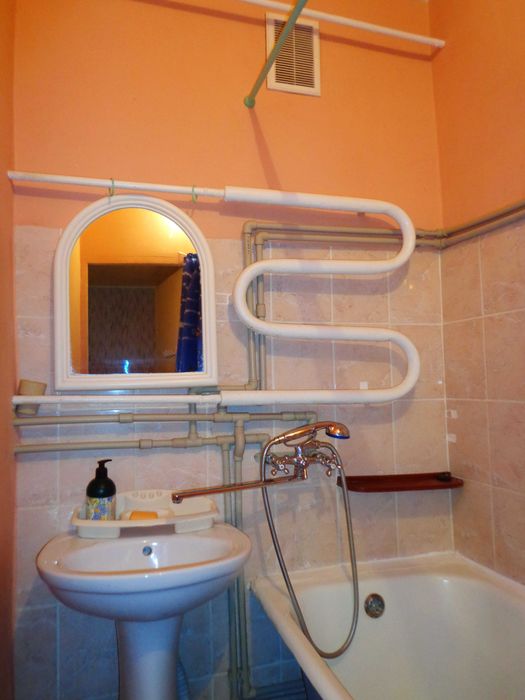 3-х к кв вул М Залізняка (5 ОКРЕМИХ СПАЛЬНИХ МІСЦЬ) Автостоянка,Бойлер