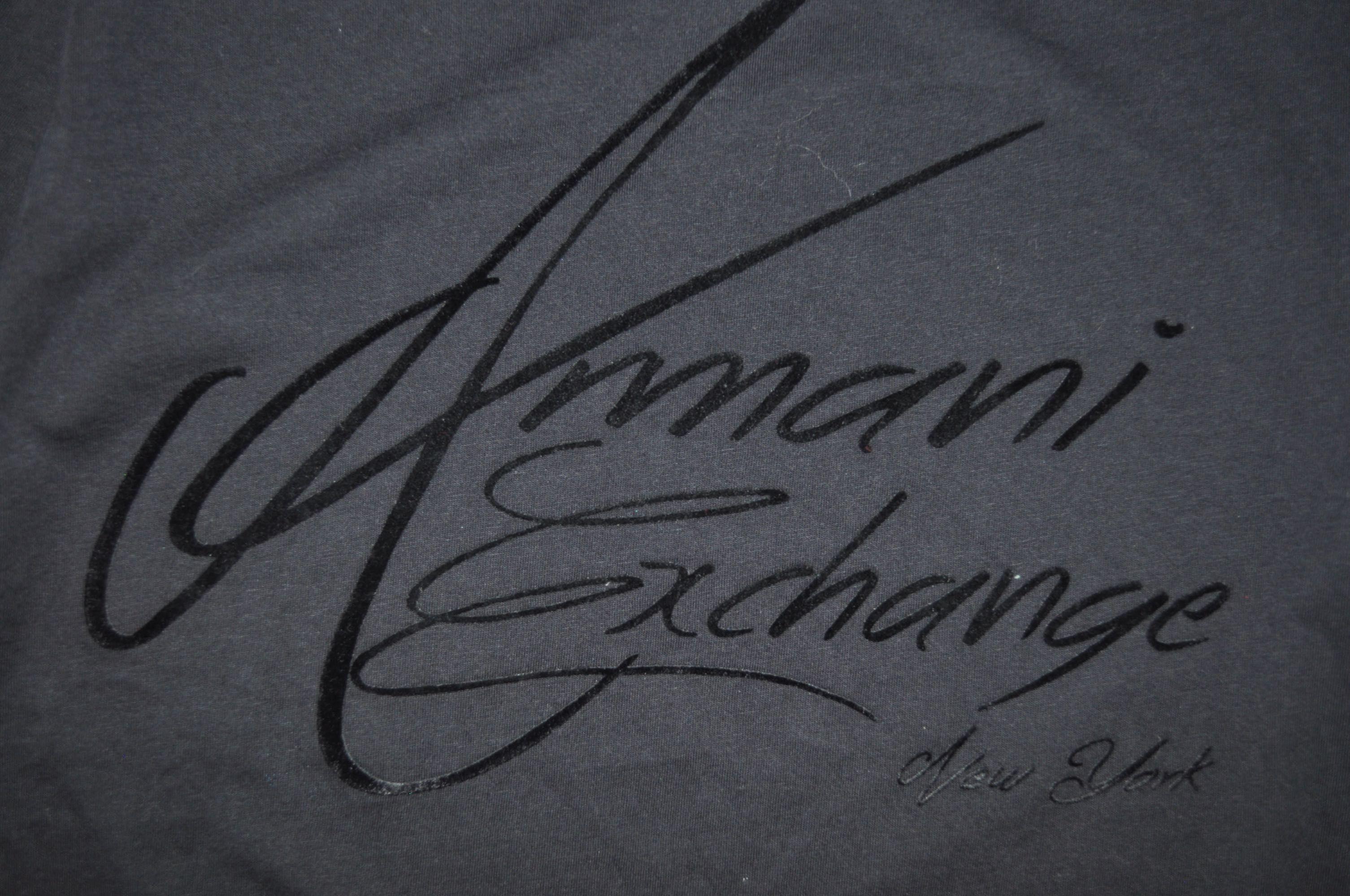Черная трикотажная футболка Armani exchange