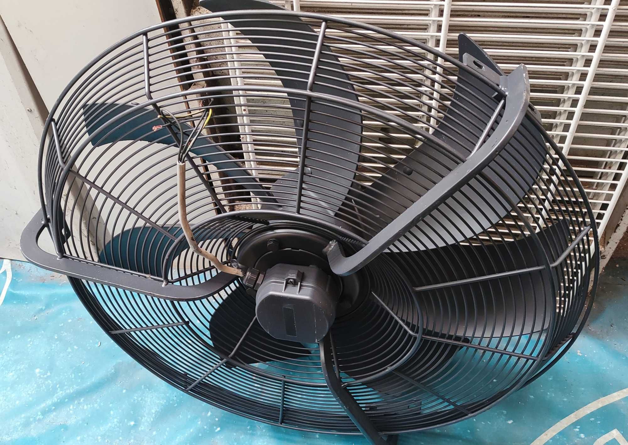Ventiladores / extrator industrial trifásicos