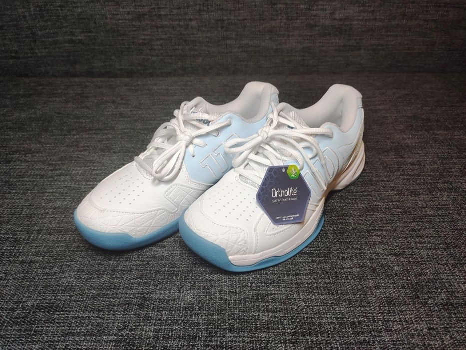 Nowe buty damskie do tenisa Wilson