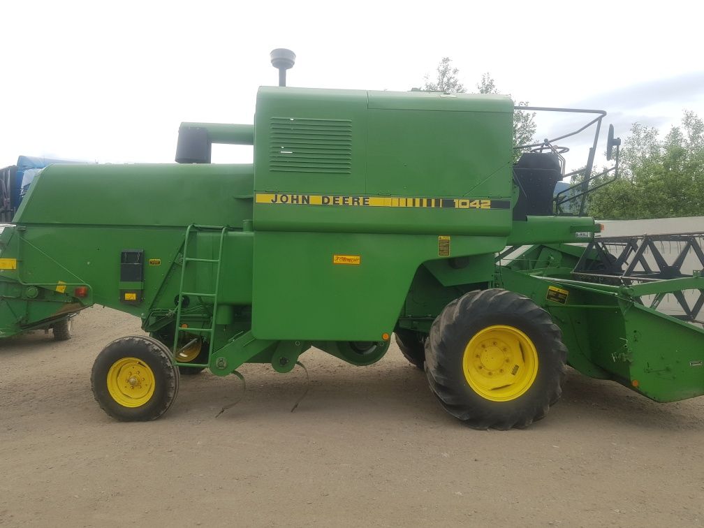 John deere 1042 z Niemiec 1032 jak dominator 48