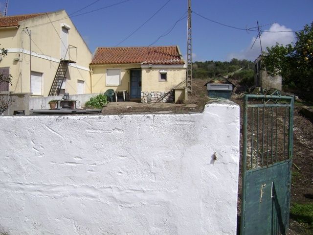 Terreno na localidade de Ponte de Lousa - Loures