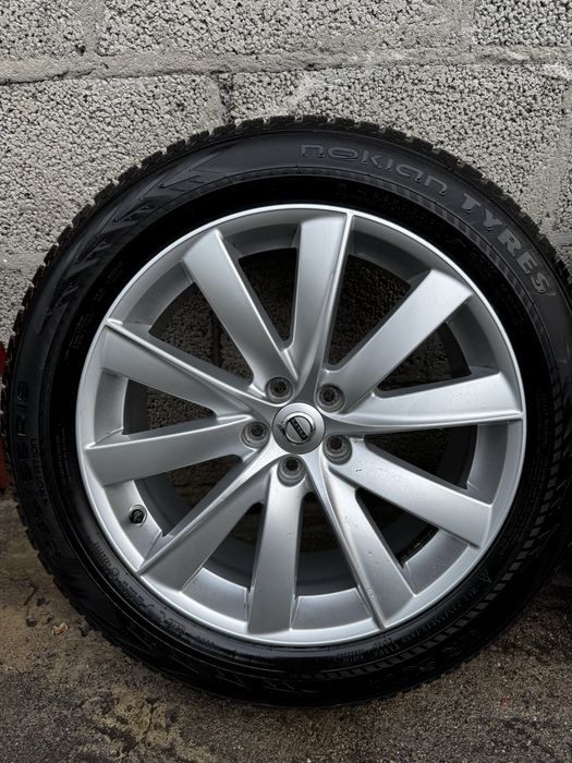 Oryginalne Koła Zimowe R19 5x108 Volvo XC 60 XC 90 Opony 235/55/19