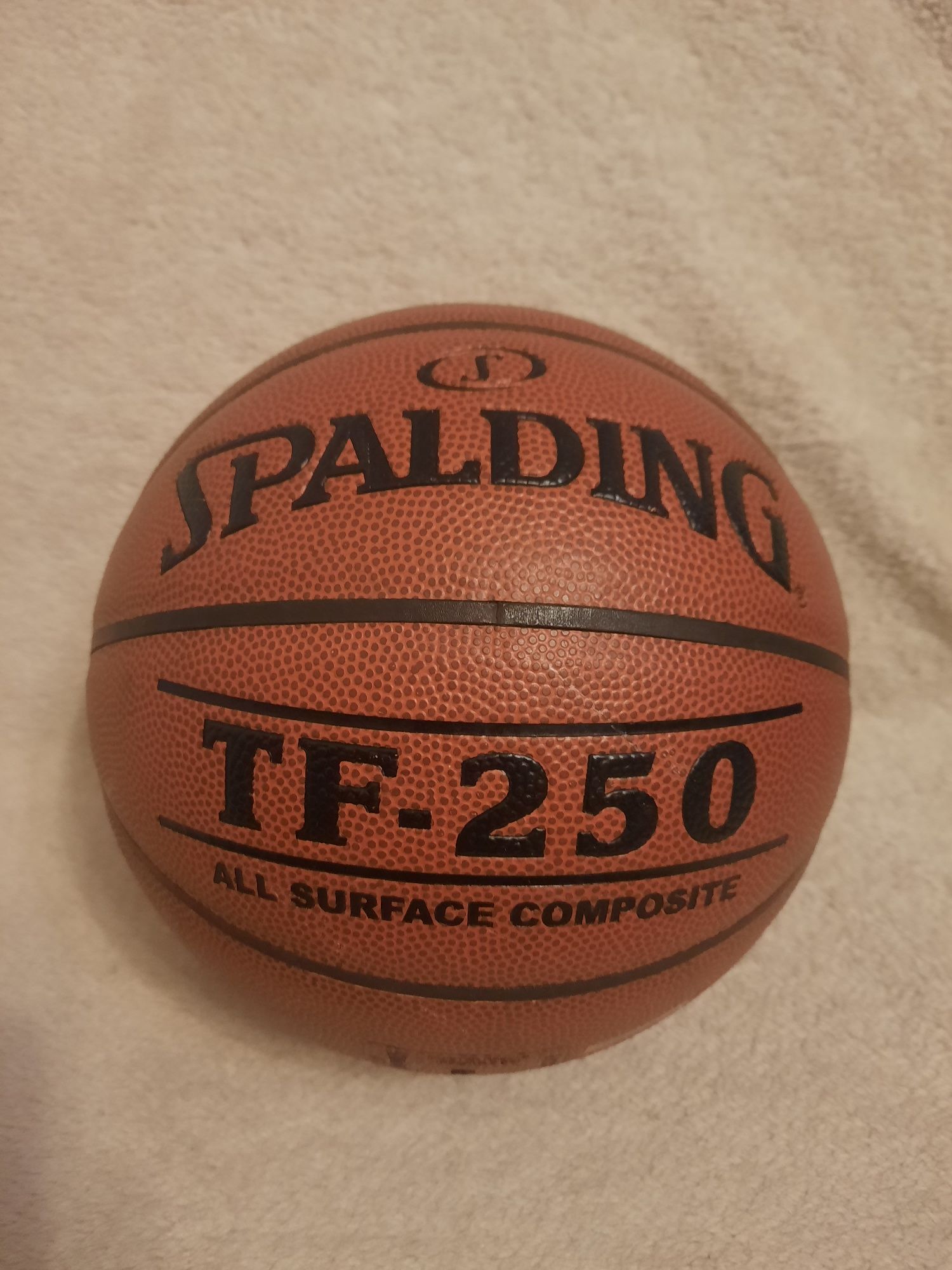 Piłka do koszykowki Spalding TF-250 rozmiar 5