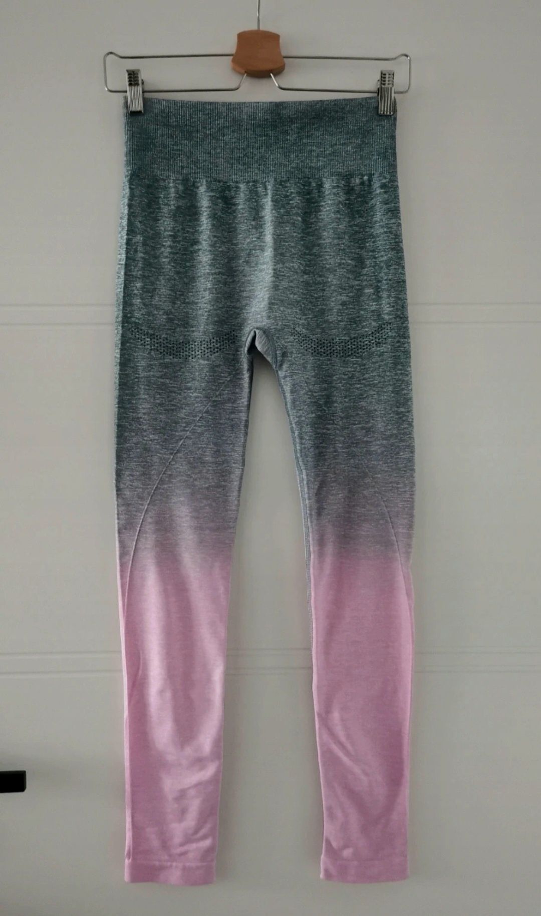 Legginsy + top Gym Hero ombre legginsy podkreślające pośladki S