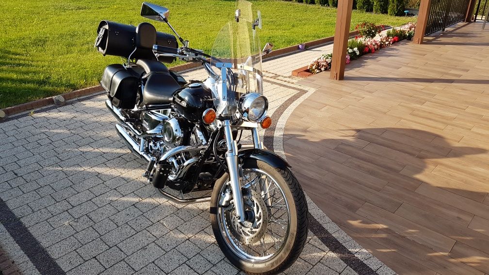 YAMAHA  XVS 650 Drag Star