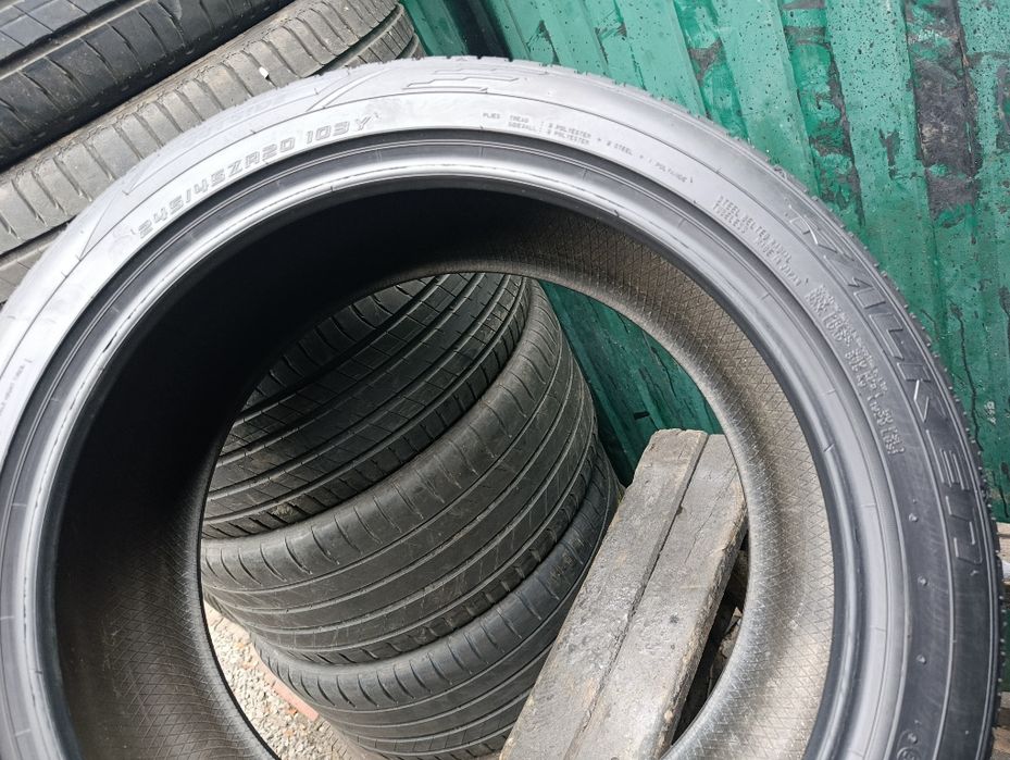 Шини літні 245/45/20 Falken azenis