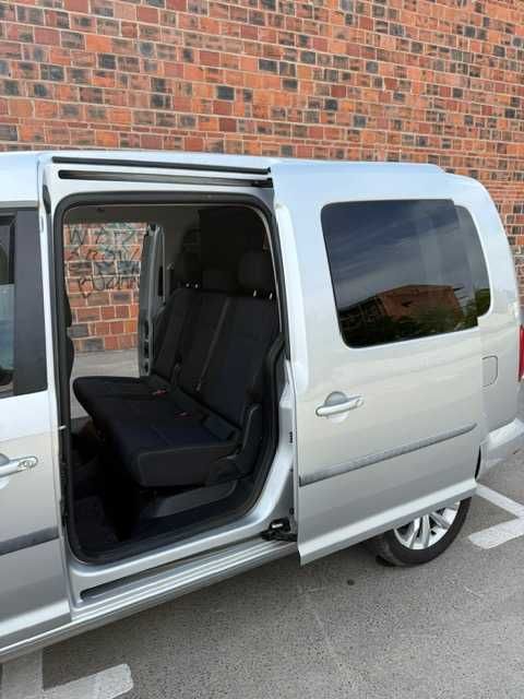 Sprzedam VW Caddy maxi 2.0TDI 5sobowy. Polecam!!!