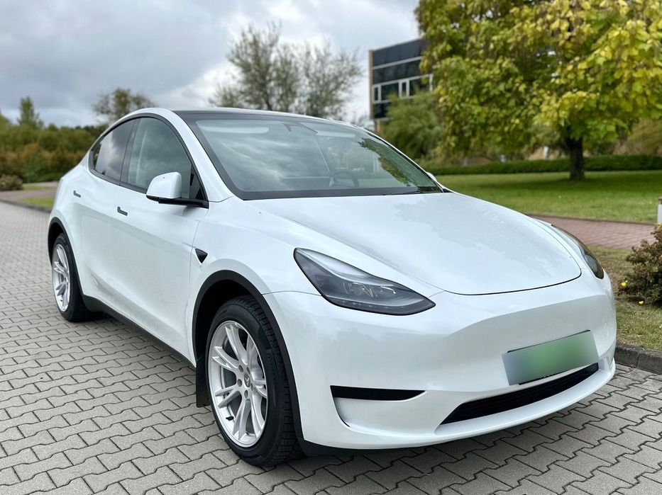 Tesla Y Long Range | Mały przebieg | FV23% cena brutto