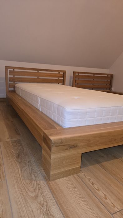 Łóżko bardzo solidne dębowe. 90x200 pod materac