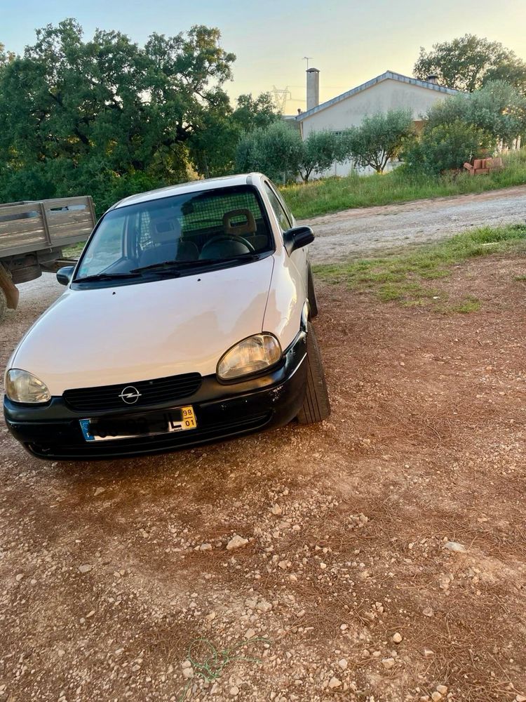 Opel corsa B 1.7 turbo