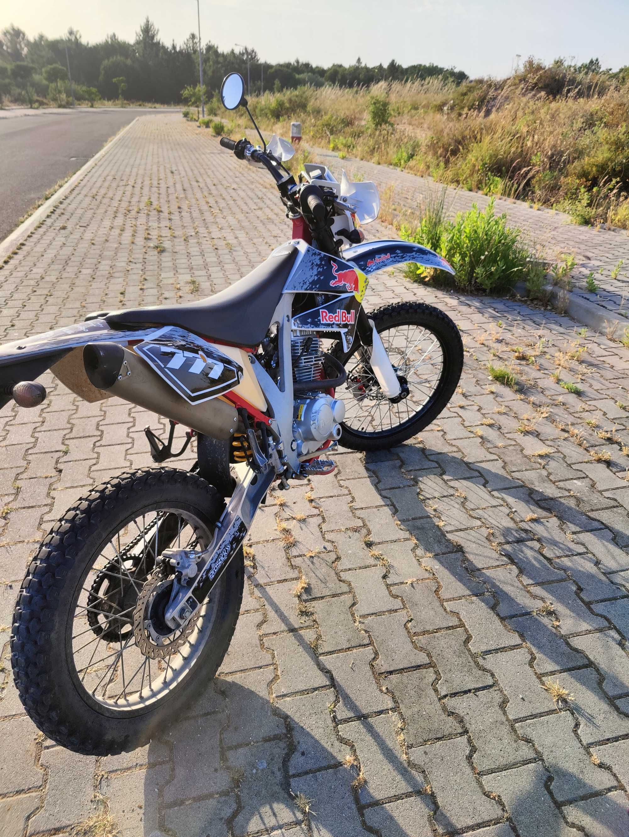 AJP PR4 125cc Enduro